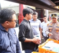 Kapolres Karimun Pimpin Pengecekan Kendaraan Motor dan Mobil Dinas