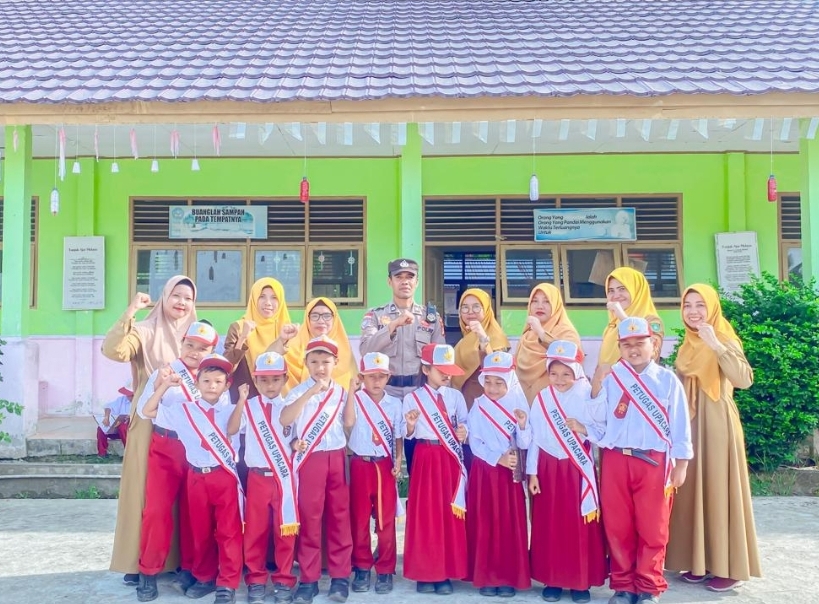 Polsek Rupat terus gencarkan Program sambang Pelajar di Pulau Terluar
