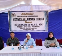 Anggota DPRD Roem Diani Dewi Laksanakan Penyebarluasan Perda di Jalan Tanjung Datuk