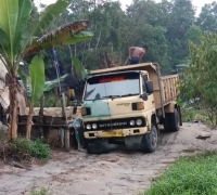 Penambangan Pasir Darat Di Kecamatan Kundur Dan Ungar Makin Menggurita, Lurah, Kades Serta Camat, Duduk Manis Jadi Penonton