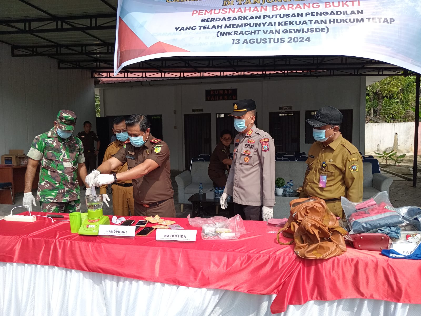 Cabjari Karimun Di Tanjung Batu, Musnahkan Barang Bukti Dari 16 Perkara. Yang Telah Mempunyai Kekuatan Hukum Tetap