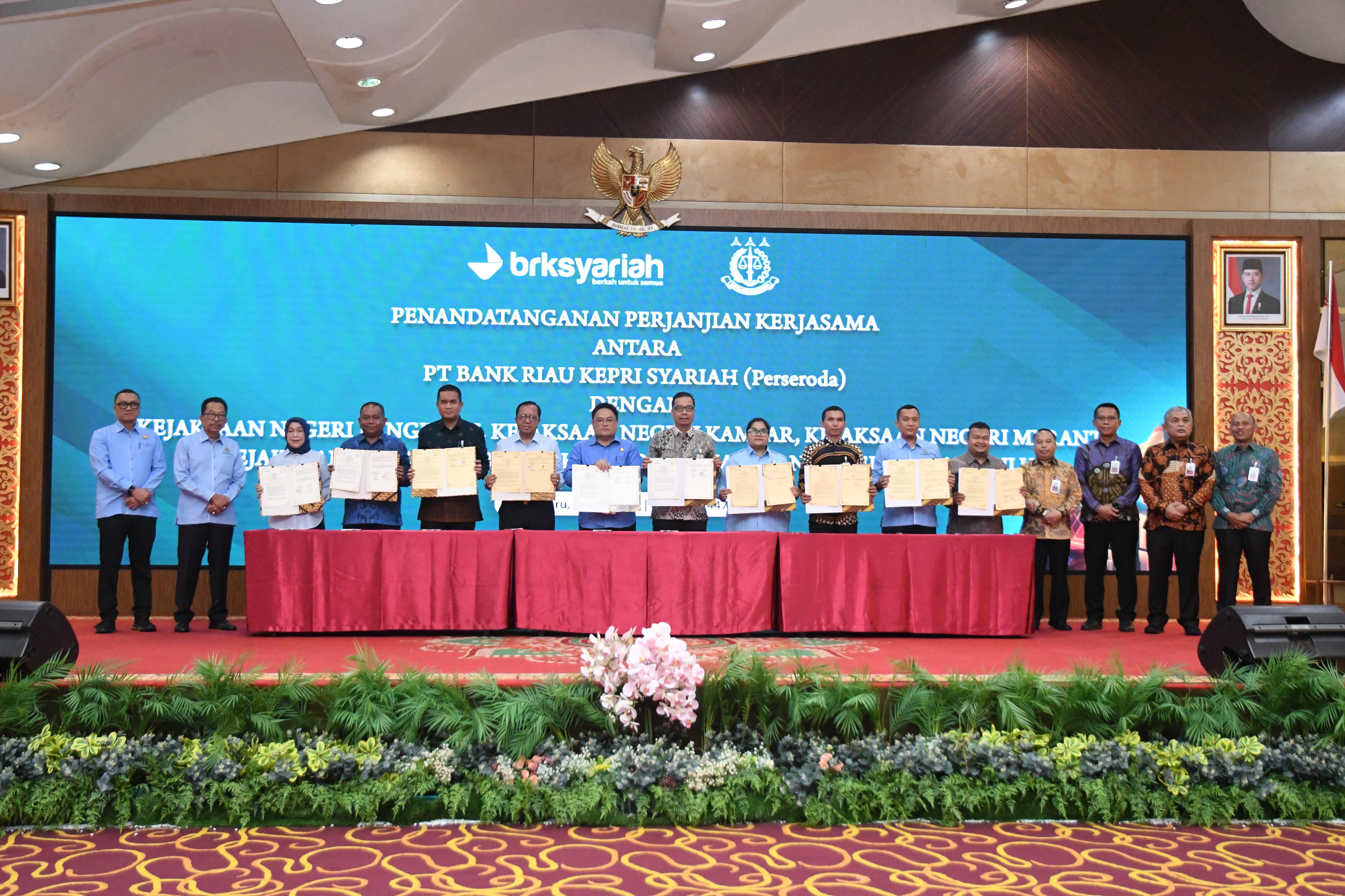 BRK Syariah dan Kejaksaan di Riau Jalin Kerjasama Hukum Perdata dan TUN