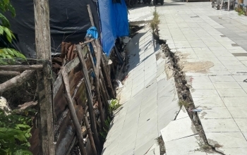 Barry Eko Lesmana Soroti Kerusakan Tepian Lubuok Sobae, Dinilai Berpotensi Membahayakan Pengunjung